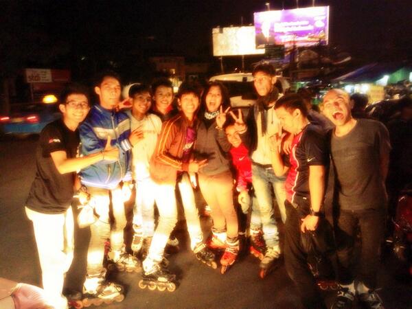 Sebagian dr tim "The Spirit of Giving" dini hari ini..terimakasih semua, semoga membawa berkah. Amin.