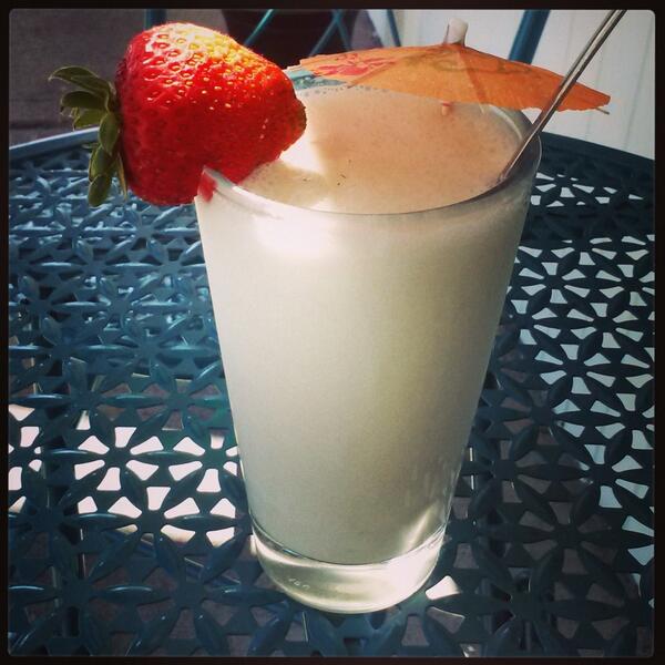 VioletVegan's tweet photo. This weeks milkshake flavor is piña colada!! With toasted coconut ice cream from Full Tilt!!! http://t.co/JjAvhrYt97