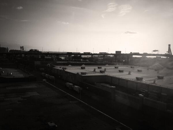 afmparker's tweet photo. Brooklyn bound! http://t.co/NDoqOY4nzd