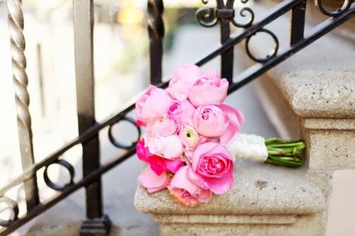 fahdmaky's tweet photo. بعضهم حين تراهم لأول مرة تشعر أن مقاعدهم محجوزة منذ زمن طويل في قلبك ♡ ! http://t.co/1Vpx8k25Wf