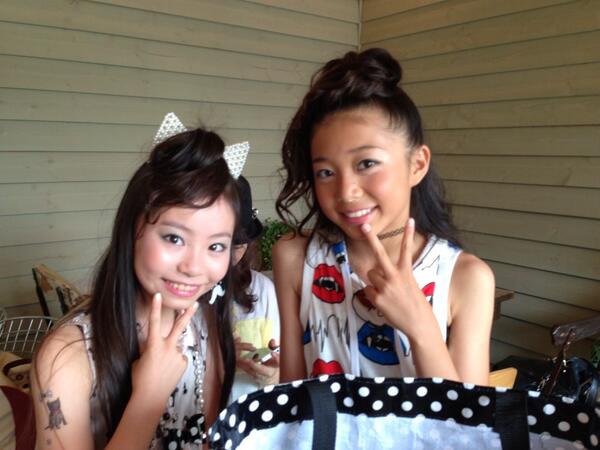 DRESS_TV tweet picture