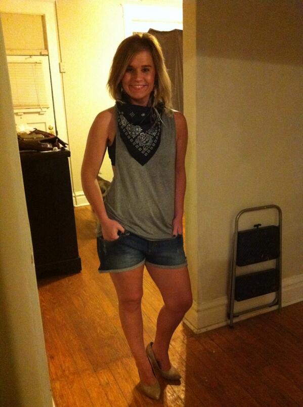 Chelsea Carlisle tweet media