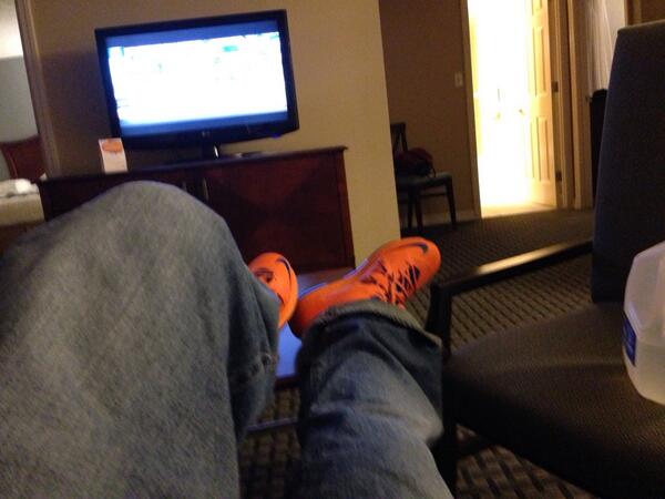 TheRealJosh23's tweet photo. To my no orange and blue ladies. Look at this current situation http://t.co/auRXopUQIW