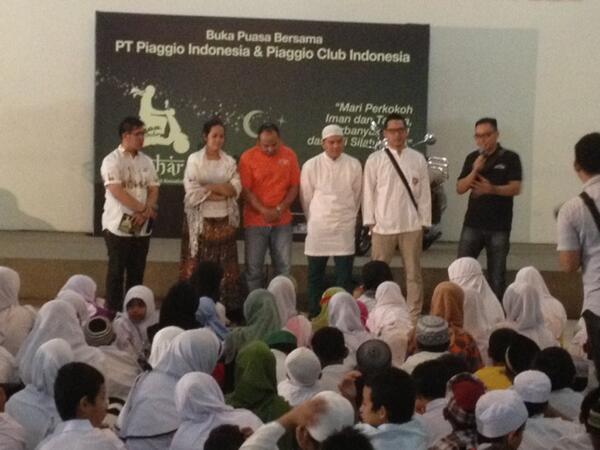 Perwakilan <a href="/pcindonesia/">Piaggio Club Indonesia</a> <a href="/campursarivespa/">CampurSariVespaJkt™</a> <a href="/piaggiolovers/">Piaggio Lovers</a> <a href="/PiaggioOwners/">Piaggio Owners</a> <a href="/move_ina/">Modern Vespa INA</a> di BASHAR