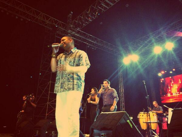maryaltafullap's tweet photo. @Felipe_Pelaez valio la pena tanta espera ☺ http://t.co/lw7RhyOL1z
