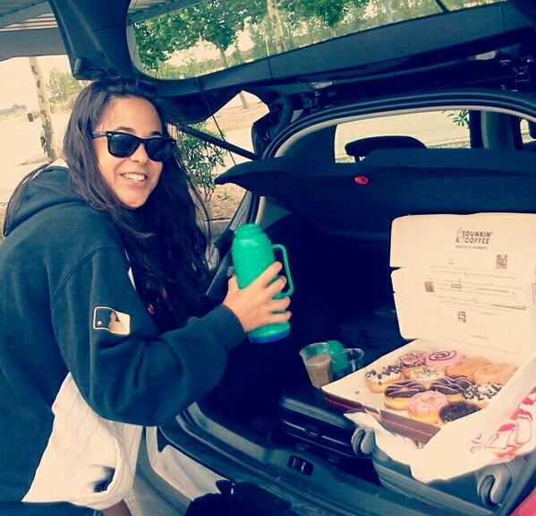 MiguiEagle's tweet photo. Desayuno rumbo a la tierra prometida... con @CarolMMorales http://t.co/RsnYfm1CT4