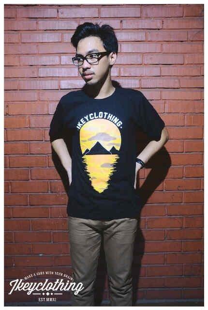 ikeycloth's tweet photo. Here comes the sun - S - M. 100k - For order &amp; info : 081314302913/2113c350 http://t.co/a1TO5CweTh