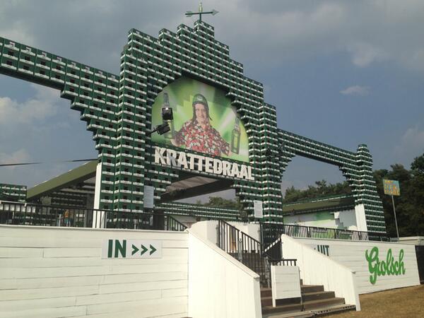 custom_event's tweet photo. CE bouwde de KRATTENDRAAL voor GROLSCH (iov Studio Linda Franse). T/m 28/07 bij Zwarte Cross Lichtenvoorde (Gld) #zc http://t.co/gzTz8ffoni