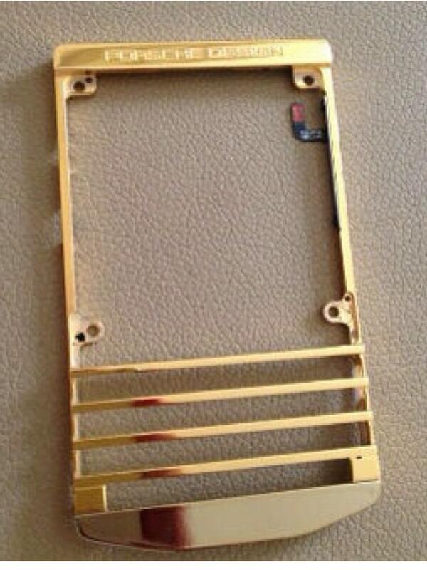 Thegoldphones's tweet photo. كفر بورش ذهبي للطلب 0502940005 http://t.co/juCopyNDIm