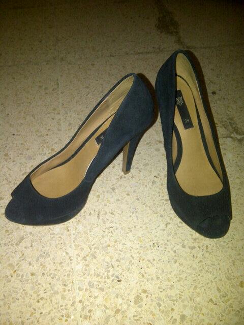 devinanurul's tweet photo. @IklanOK sepatu mango ori second baru pk 1x uk39,,beli499 mau jual200nego 99%mulus http://t.co/w1FejzpA0r