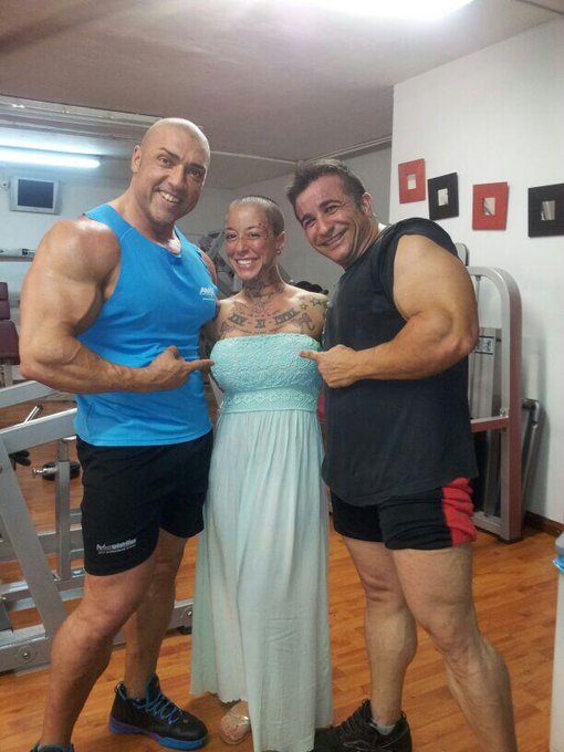 Fotiti con mis dos guerreros del templo y a los q kiero muuuunxooo yaaaa :-) @TONIGUTIERREZ15 @ManuelCaadillas