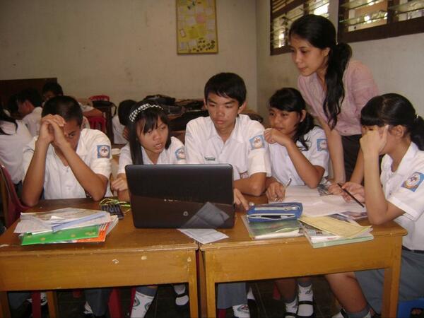 CHagathaS's tweet image. Wkwk x_x "@widyamandagi: @ombuhJr #erey @dRewChristianJr @IkaGabriel @CHagathaS #11IPA1 http://t.co/5YgFqxTBy5"