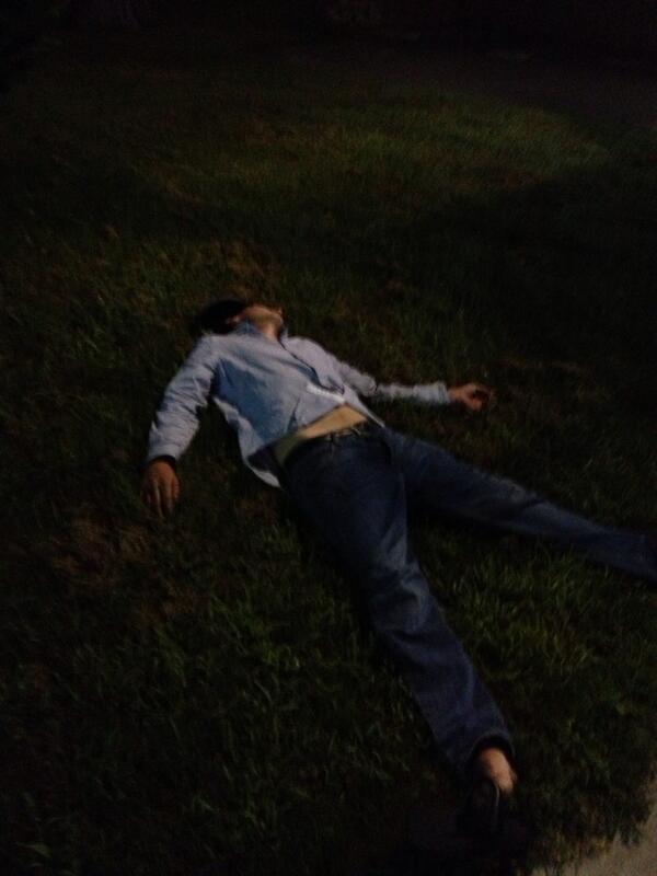 braedenoakes's tweet photo. @ConnorFournier looks like your having fun#shark problems http://t.co/gApTtlhUy5