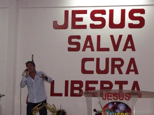 DavidCardosoJr_'s tweet photo. Jesus no seu louvor Gloria a Deus!!! http://t.co/NHJMgHBs3K