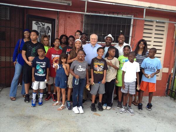 parafruit's tweet photo. David Lawrence Jr. Shared his insight on hard work with http://t.co/EUCWUP7DlS students. http://t.co/JA3r3O94Tt