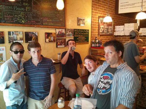 eBranting's tweet image. #aovwedding