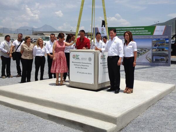 RodrigoMedina's tweet photo. Agradezco la participación de autoridades, organizaciones civiles y empresas en el nuevo Macrocentro de San Bernabé. http://t.co/wW5MvQsrc5