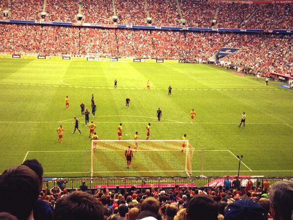 Fui a un excelente partido, disfrute el ambiente que se vive en Alemania, muy diferente a México. Sin duda lo mejor