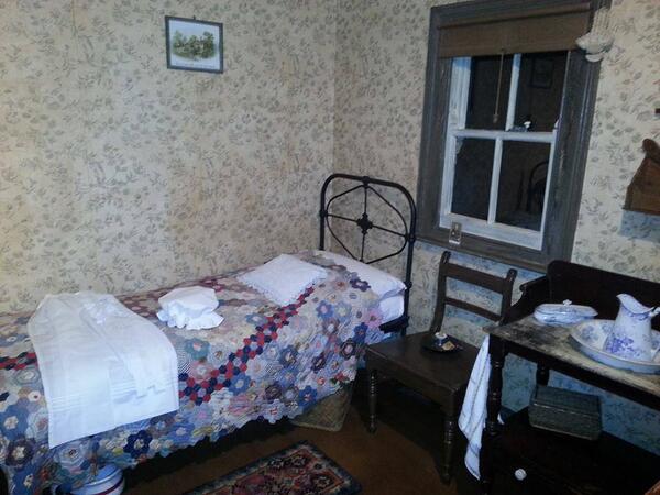 AppleTreeFilm's tweet image. Martha's WW1 boudior