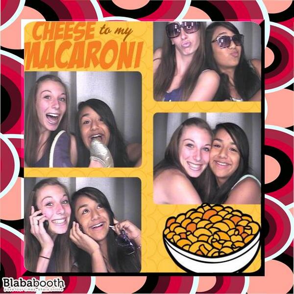 DaniDancerDreis's tweet photo. Besties!!! http://t.co/FETqdTok12