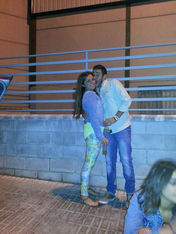 edupitufo46's tweet photo. Con mi petenaaaa @Marinajmanjon :) jujuu http://t.co/ixQKPBBUqY