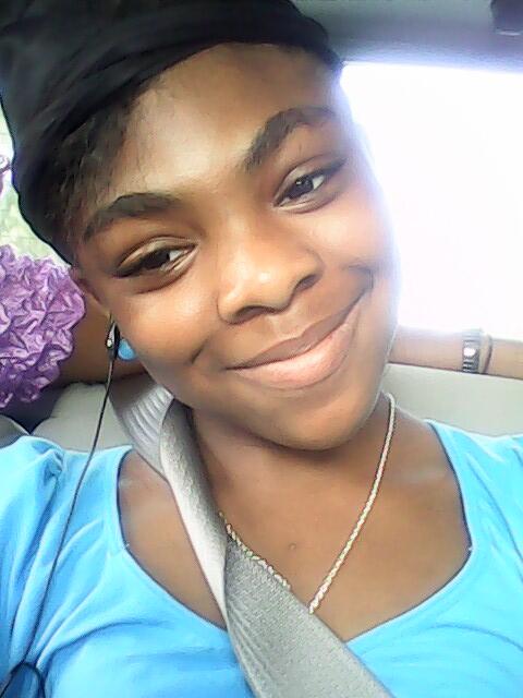 swaggamuffin830's tweet photo. Aunt graduation today http://t.co/5pauCKFYkA