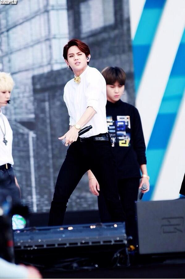 B2ST_OFFICIAL's tweet photo. #B2STPICT 130727 Music Core in Ulsan - Yoseob (cr: closeup) http://t.co/zJstSJNJzw