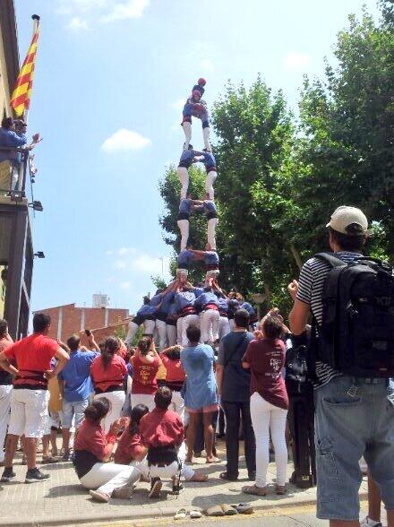 Tomas79g's tweet photo. Felicitats @Marrecs !! 2d8f,3d8,4d8 ens ho mereixiem, castells#salt# @castellsTuits @revistacastells @castellistica http://t.co/1xB5IujHer