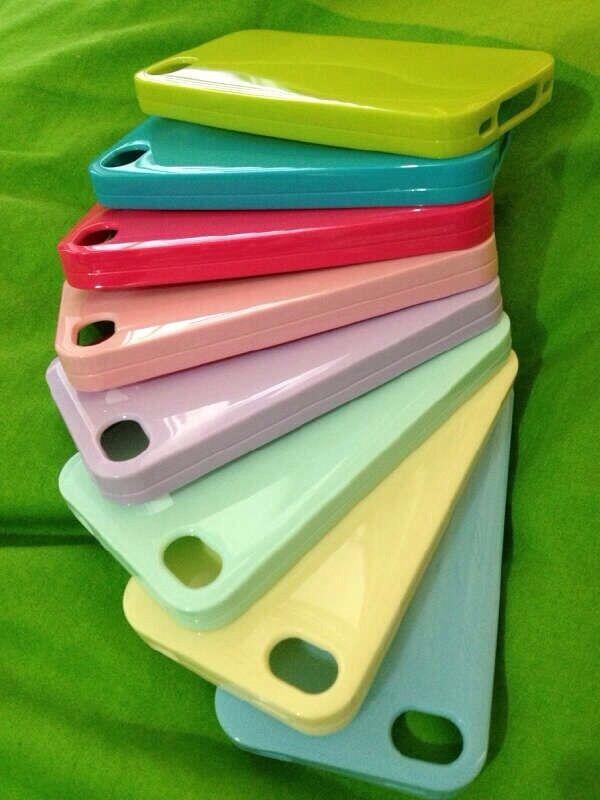 ISTI_OS's tweet photo. Jelly case for iphone4/s &amp; iphone5 only 85k free pluggy #jellycase #iphonestuff #stuffiphone #caseiphone http://t.co/cUxAfMGKSN