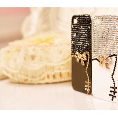 raw3astore's tweet photo. حافظة ايفون 4/4S Hello Kitty روعة بسعر 60 ريال ,, للطلب:0541943377 او مباشرة  من موقعنا http://t.co/HnEYbiXyVw http://t.co/xee1jeELec