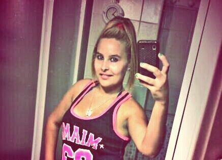 rubitah_21's tweet photo. Consiiguiiendo miis objetiivoOs...(; http://t.co/OnVmbfsh5K