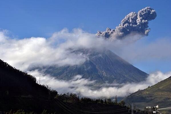 Volcán Tungurahua ACTIVO - Página 3 BQRIZEYCcAAZoHg