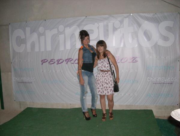 Vane_mt91's tweet photo. Con @maria_hb18 en los chiringuitos =)!! http://t.co/JUtxtgaEeE