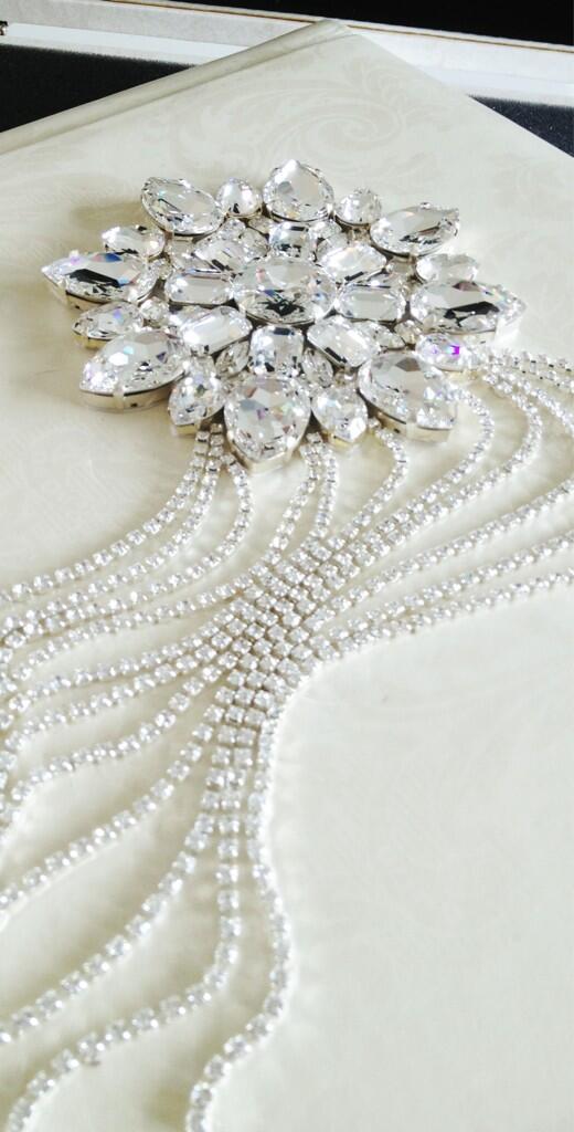 Limited Edition albums NEW! Exclusive to Lesley Meredith Photography #bridestobe #engaged