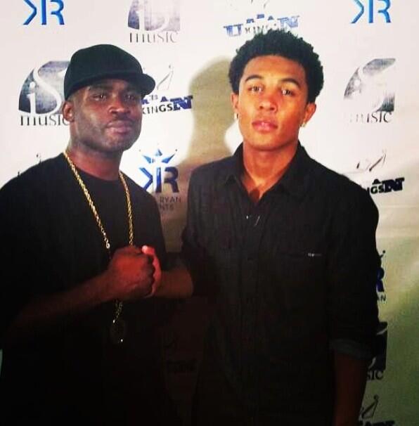 Anthony Lewis (@myanthonylewis) on Twitter photo Had a DOPE show last night ! Special Thanxs to @MrKiNgPeN <a href="/kingryanevents/">kingryanevents</a> for making it possible! #MusicIsMe Had a DOPE show last night ! Special Thanxs to @MrKiNgPeN <a href="/kingryanevents/">kingryanevents</a> for making it possible! #MusicIsMe