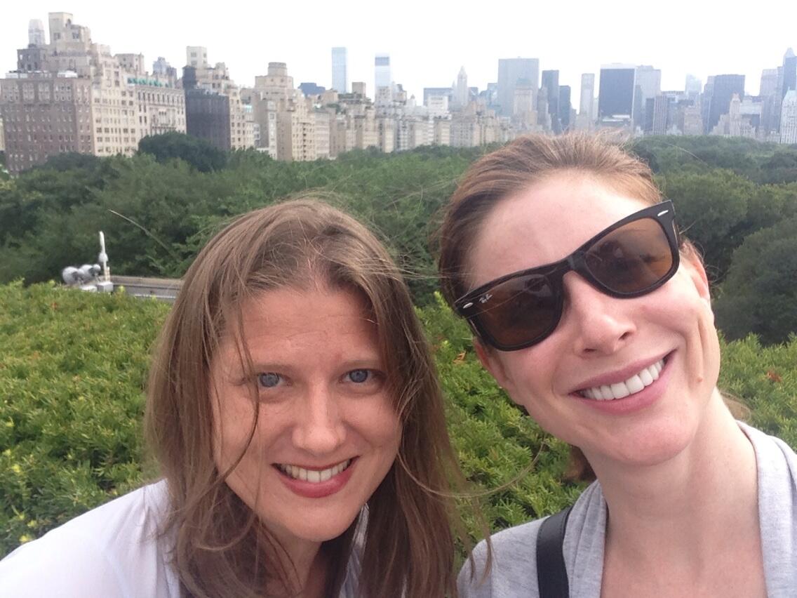 Diane Neal on Twitter "A pal and I on top of the metmuseum today. My