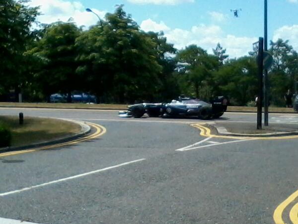 MikeysWar's tweet photo. @BBC_TopGear i went to Milton keynes today and saw these driving around #amazing #tellTG http://t.co/UwQtdhdGUA