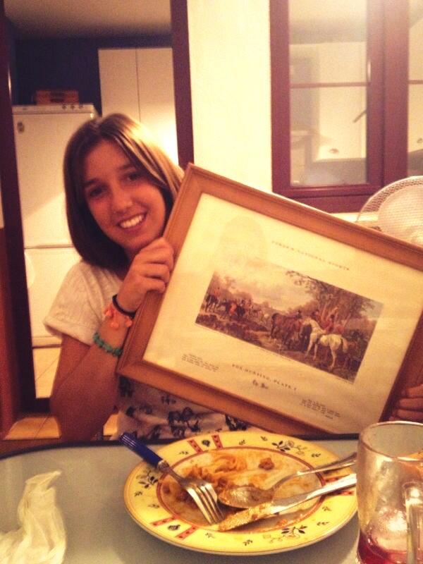 MariaPriego1's tweet photo. La cara de mi amiga @Martavgh al recibir su regalo d santo no tiene precio #amigasparaesto @paci_ruiz #lu #meri http://t.co/M3LEahIltg