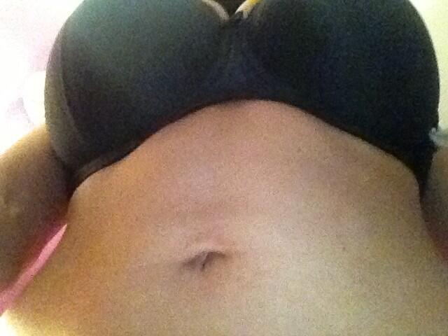 It so so hot tonite http://t.co/R5TCiMzbk6