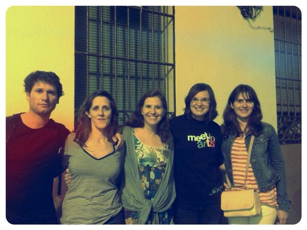 FatimaBaezaFans's tweet photo. “@EXITteatro: @DalilaPCosta es nuestro último fichaje #EXIT-oso @Meetinarts, gracias x acompañarnos! http://t.co/ITDxbYZofh” guapísimos