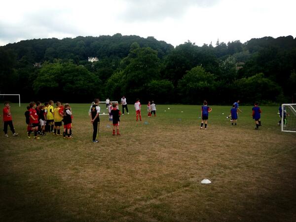 RobinsCommTrust's tweet photo. Looking forward to another big week of soccer camps #rapidfire #waterpistols 10-3pm Tue Wed @WelshFballTrust http://t.co/csCgbD7PoL