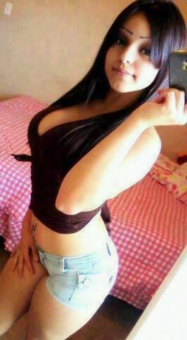 _bella_verra's tweet photo. #RETWEET if you like Her !!! http://t.co/4K6EXVUtgW