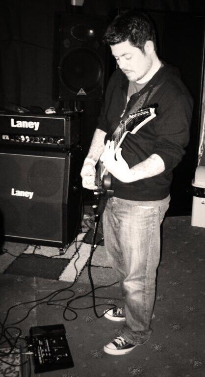 underillusion4's tweet photo. Neil (guitar) http://t.co/WEYRKR3klt