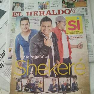 Fabrigrafico's tweet photo. Una de mis fotografías publicadas en la portada de la revista "SI" del periódico EL HERALDO de Barranquilla http://t.co/epV8c2ZNie