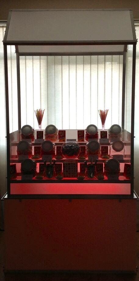 illumaglow's tweet photo. Our illuminated sweet stand even glows up in the daytime!!! Ideal for all your party events!!! http://t.co/3zzmDEZkYx