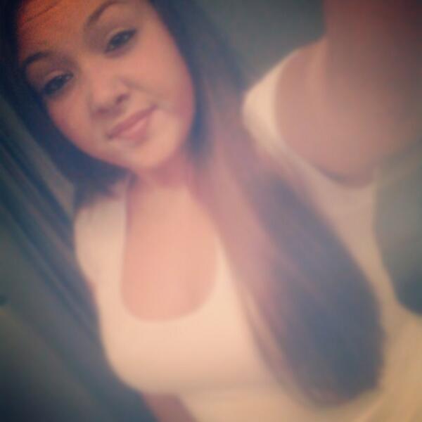 prettyfaced_jay's tweet photo.  Me. http://t.co/E1FjvX3olO