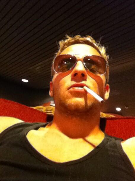 thimasy's tweet photo. #holidays #bahamas #sunburnt #chillin http://t.co/HOSHBlVsyI