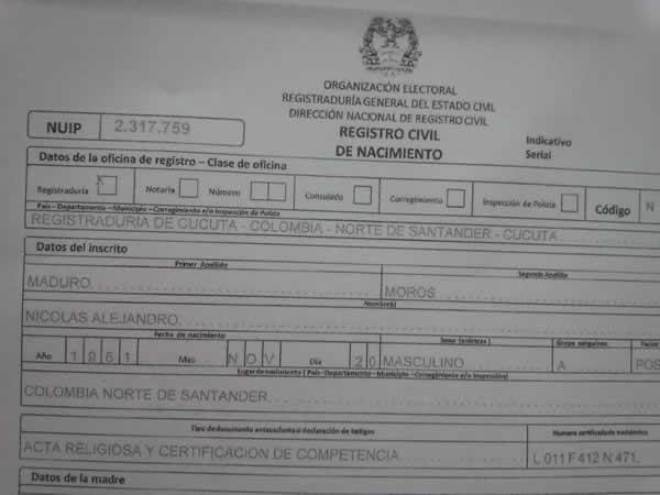 enmanuel15g's tweet image. #1000RT "@copipega: MUEVETE MUD que Nicolas es Colombianoooooo!!! http://t.co/IUgSqxD2To"