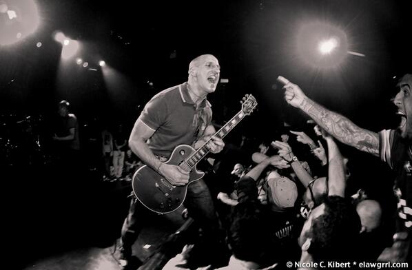 <a href="/gibsonguitar/">Gibson</a> <a href="/IrvingPlaza/">Irving Plaza</a> <a href="/RevelationRecs/">Revelation Records</a>  
#porcell tearing it up with #bold and <a href="/YouthoftodayNY/">YOUTH OF TODAY</a> at #rev25 nyc