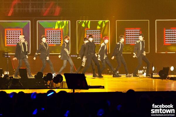 [PICTURES](29/07/13) SM Town Facebook update : SS5 Tokyo (1/5)